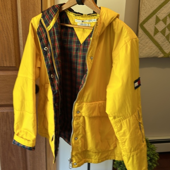 Tommy Hilfiger Yellow Zipper and Snap Jacket with Hood - Picture 10 of 12